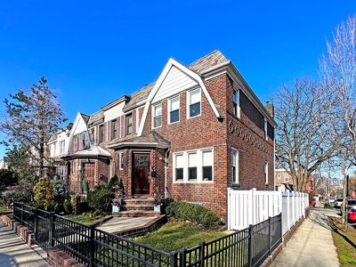 1895 Suydam St, Flushing, NY, 11385