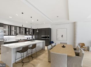 2108-10 Walnut St #301, Philadelphia, PA 19103