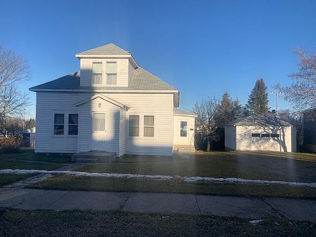 1st image of 536 N 3rd St