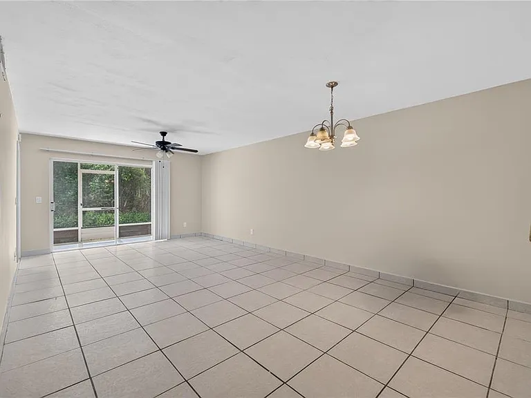 13829 Timberland Dr #101 — Photo 10