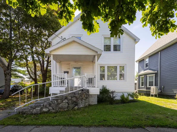 196 Saint Peters Rd, Sydney, NS B1P 4P8