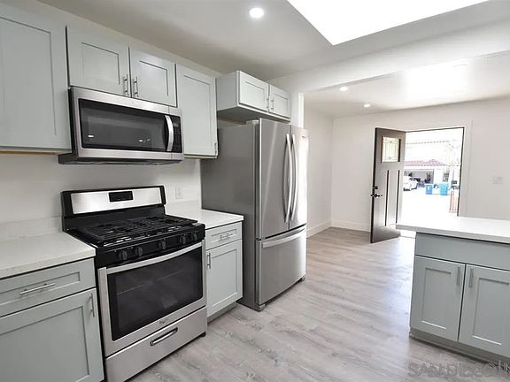 4th image of 273 Beech Ave