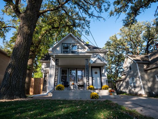 604 Hazel St, Council Bluffs, IA 51503