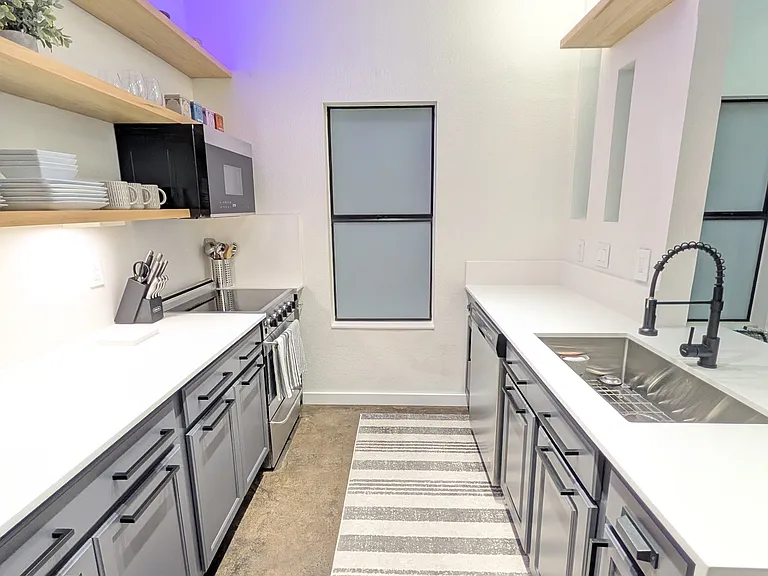 6000 Shepherd Mountain Cv #1 — Photo 12