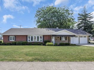 209 S Main St, Jackson Center, OH 45334