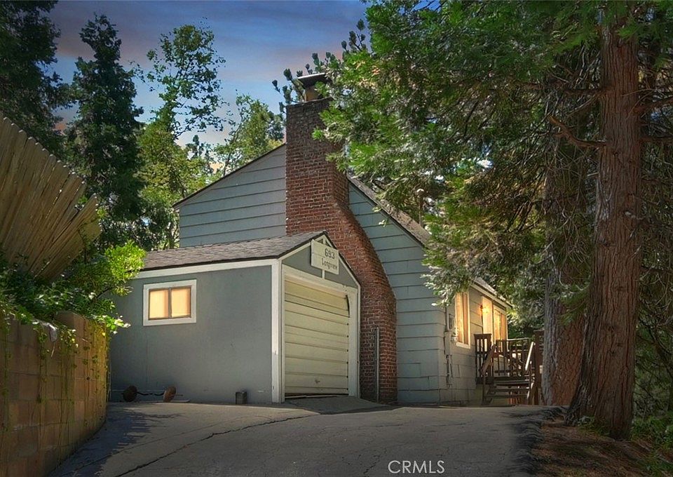 1st image of 693 Longview Dr