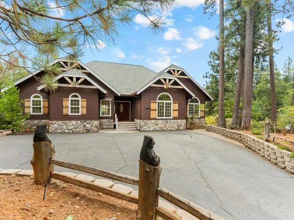 2240 Grenoble Dr, Arnold, CA 95223