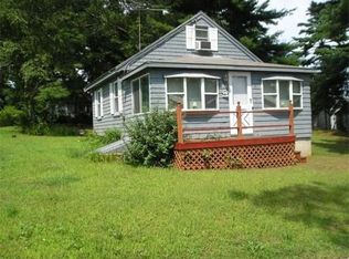 14 Osborne Ave, Wareham, MA 02571