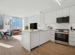 41-46 27th St #826, Long Island City, NY 11101