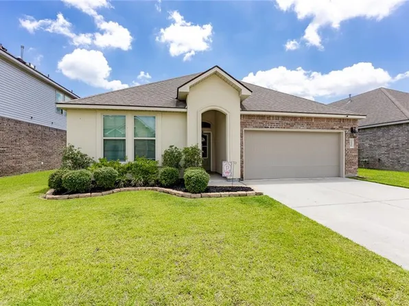 7546 Scarlet Oak Dr, Gonzales, LA 70737