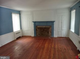 7606 Bustleton Ave, Philadelphia, PA 19152