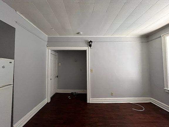 3rd image of 122 Corbin Ave #1O3