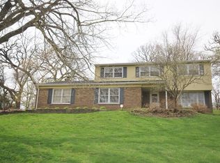 3N230 E Mary Ln, St Charles, IL 60175