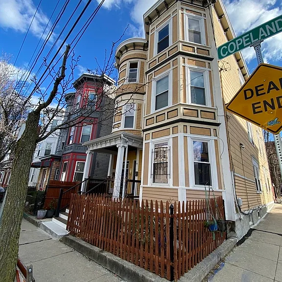 49 Copeland St #3 — Photo 2
