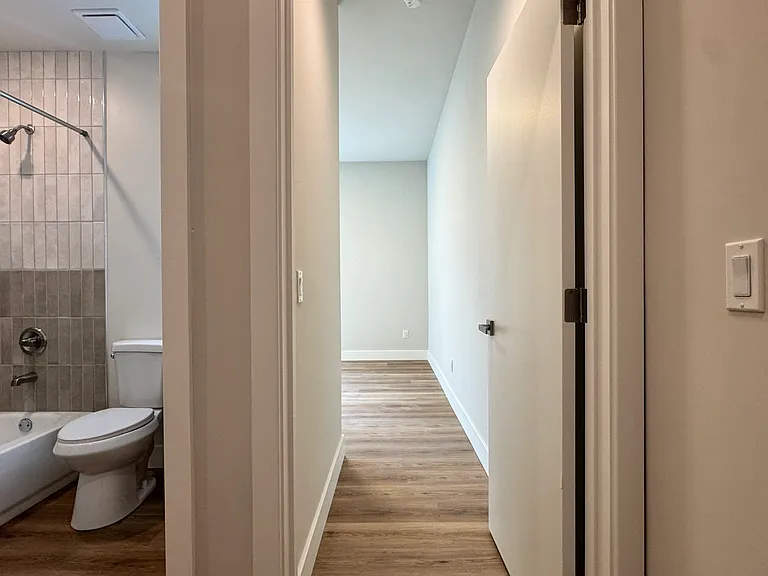 5222-24 Chester Ave #3 — Photo 18