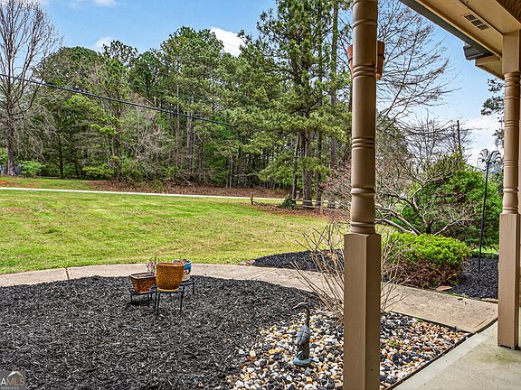 2nd image of 150 Beaverdam Rd