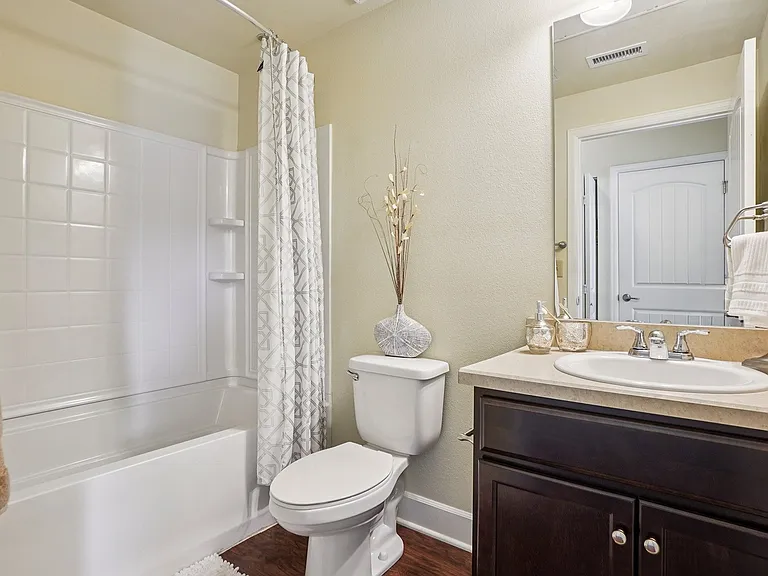 Trail Ridge at Woodland Park Apartments — Photo 18