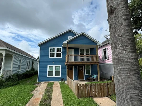 3414 Ursuline St #2, Galveston, TX 77550