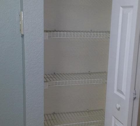 5th image of 13810 Sutton Park Drive N #1135