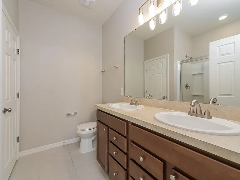 1733 Cayman Cove Cir — Photo 12