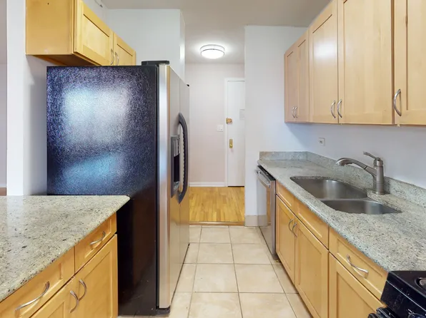 50 West 97th Street image 3 of 7