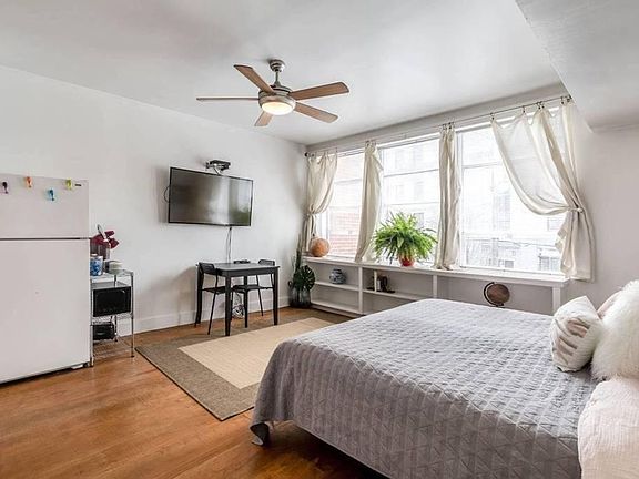 3rd image of 24 Buttles Ave #22A