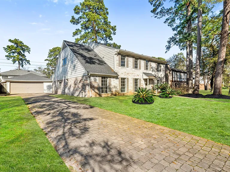4106 Cypress Hill Dr — Photo 2