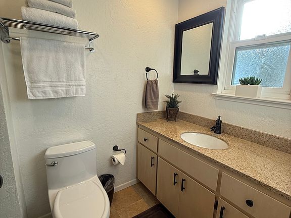 3rd image of 614 Olympic Dr
