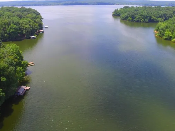 375 Morning Glory Dr, Cadiz, KY 42211