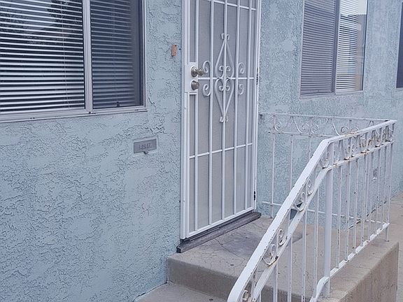 3rd image of 570-574 W 18th St #572
