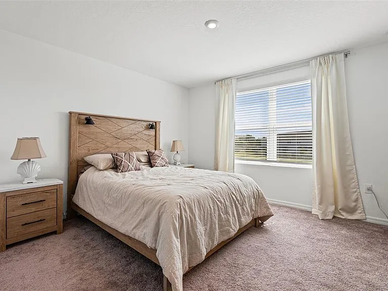 5725 Haven Ter — Photo 17