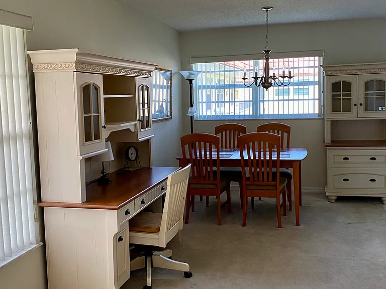 Pine Arbor Ln — Photo 7