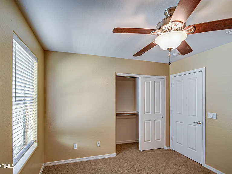 3114 E Franklin Ave — Photo 46