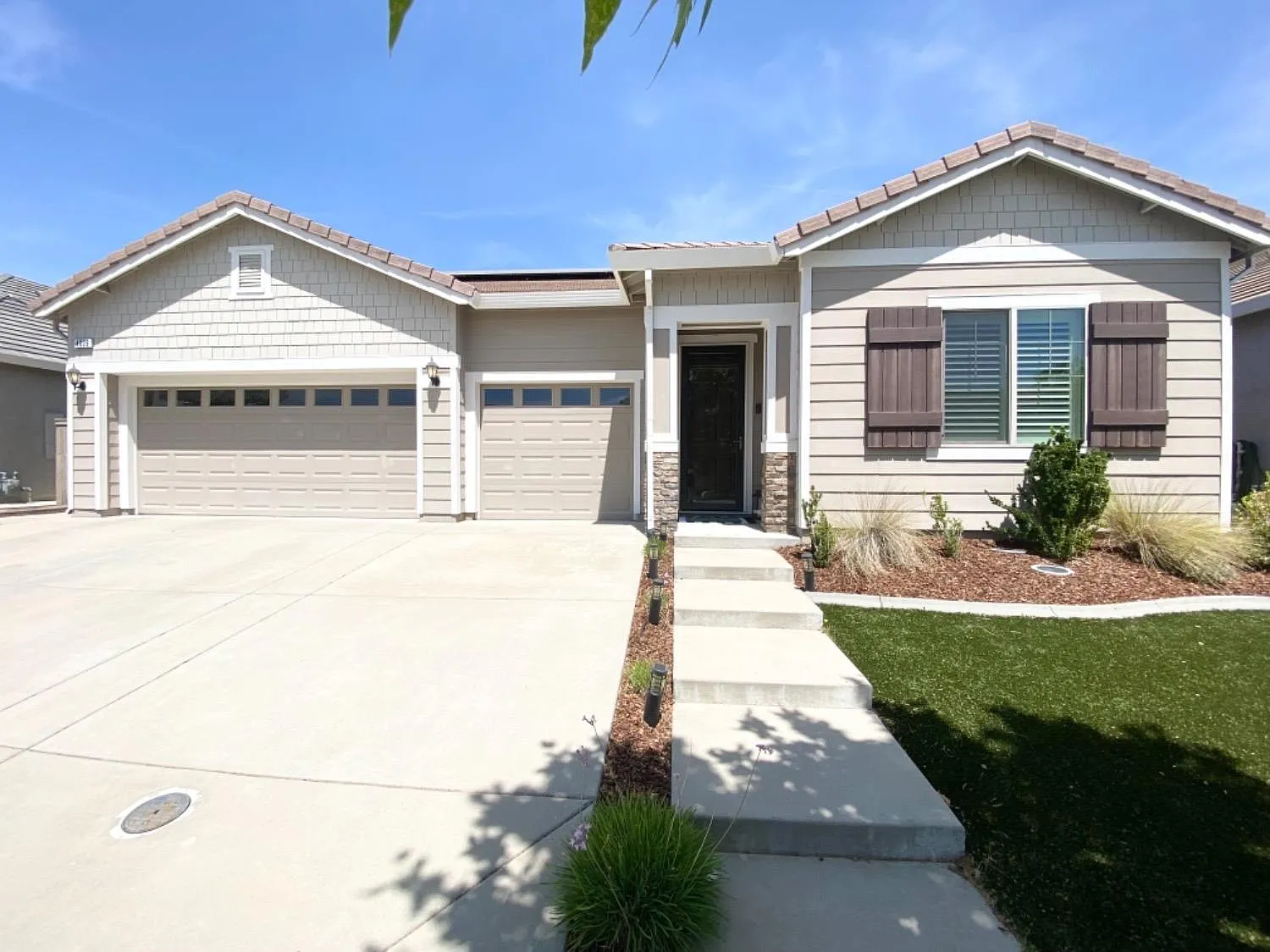 4009 Haystack Way photo 1
