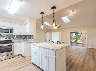 1643 E Dorchester Ct, Palm Harbor, FL 34684