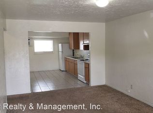 5332 McHenry Ave APT B, Modesto, CA 95356