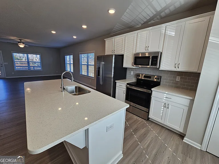 4 Silver Ln — Photo 8