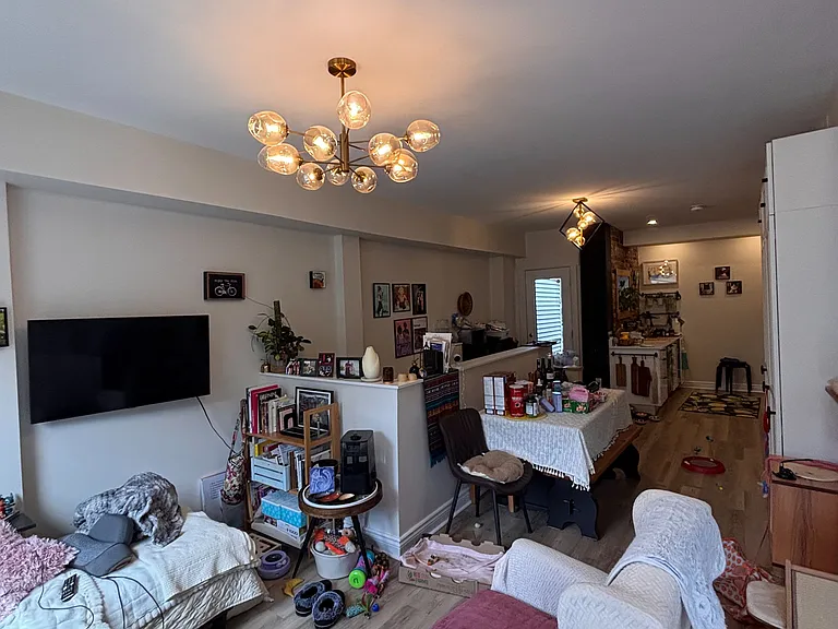 451 Sunnyside Ave — Photo 5