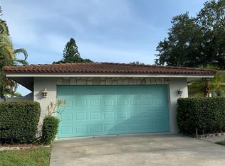 2736 Cardwell Way, Sarasota, FL 34231