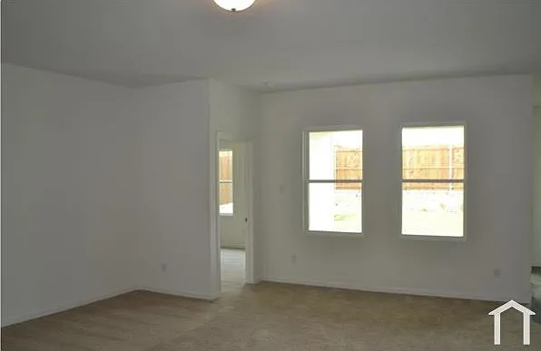 3 bed, 1769 sqft, $2,771 — Photo 3