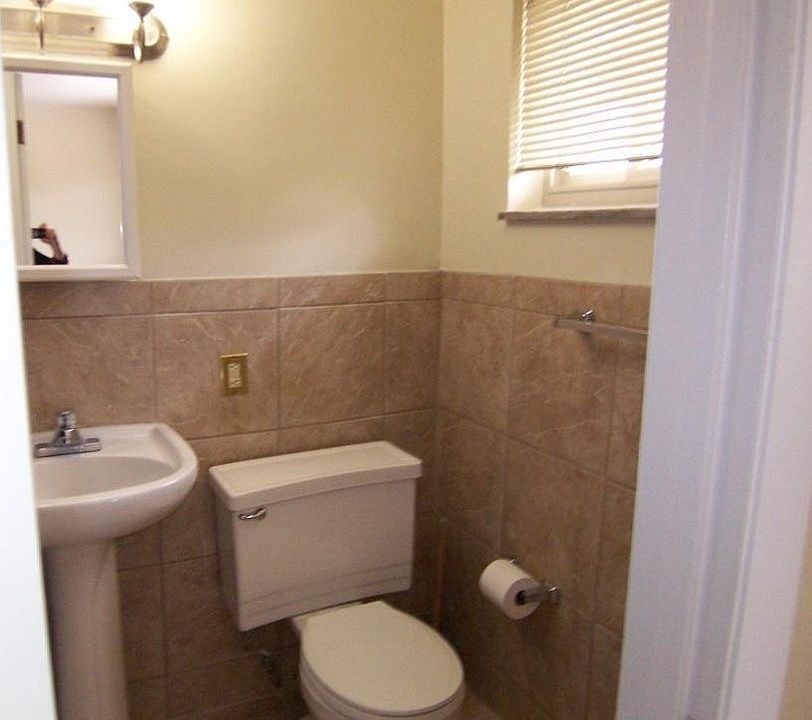 1st image of 1507 Highland Ave APT 412