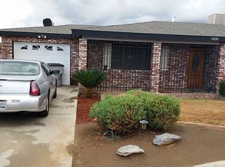 1043 Maple Ave, Lindsay, CA 93247