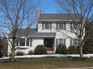 517 Delp Rd, Lancaster, PA 17601