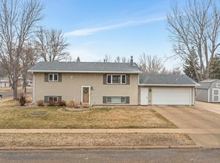 2013 14th Ave SE, Aberdeen, SD 57401