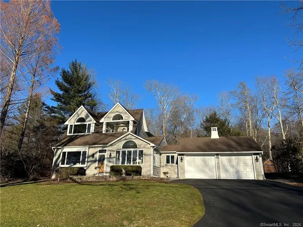 41 Indian Trail, Brookfield, CT 06804