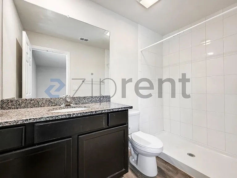 12009 Henley Ave #12009 — Photo 14