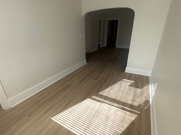 5th image of 1427 121st St Unit 2