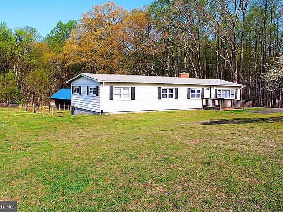 2nd image of 3730 Hunting Creek Rd