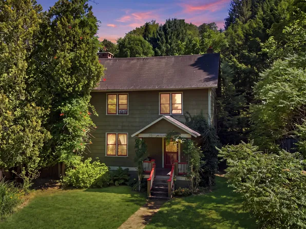 459 Erie St, Honesdale, PA 18431