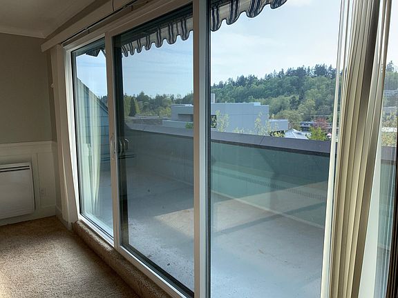 3rd image of 3030 80th Ave SE Unit 516